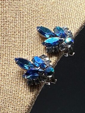 Vintage 1960’s Sarah Coventry “Blue Lagoon” Crystal silver-tone clip-on earrings